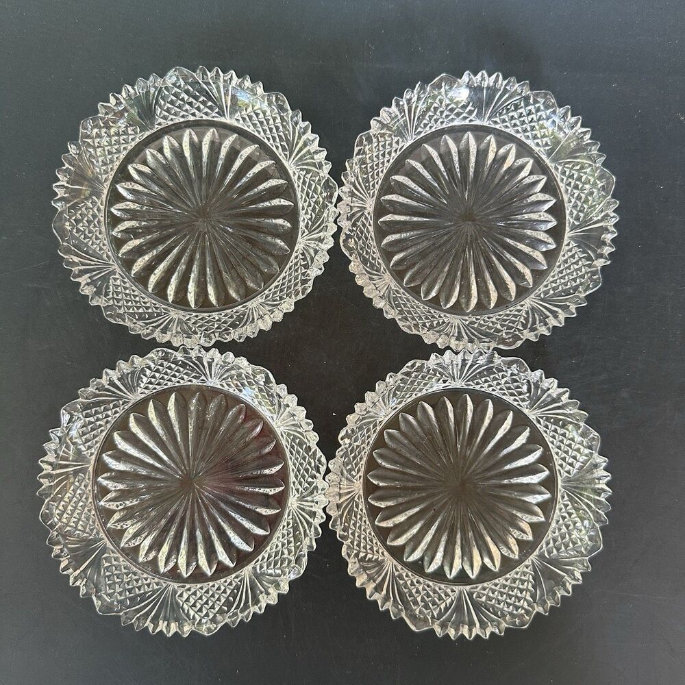 Vtg Pressed Glass Berry Nut Dishes Set 4 Starburst Cottagecore READ Description!